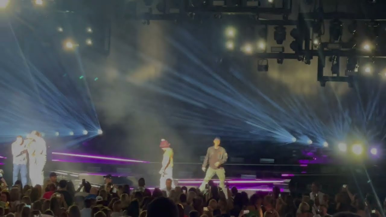 06, Drowning - Backstreet Boys [DNA World Tour at Blossom Music Center, 7/6/2022]