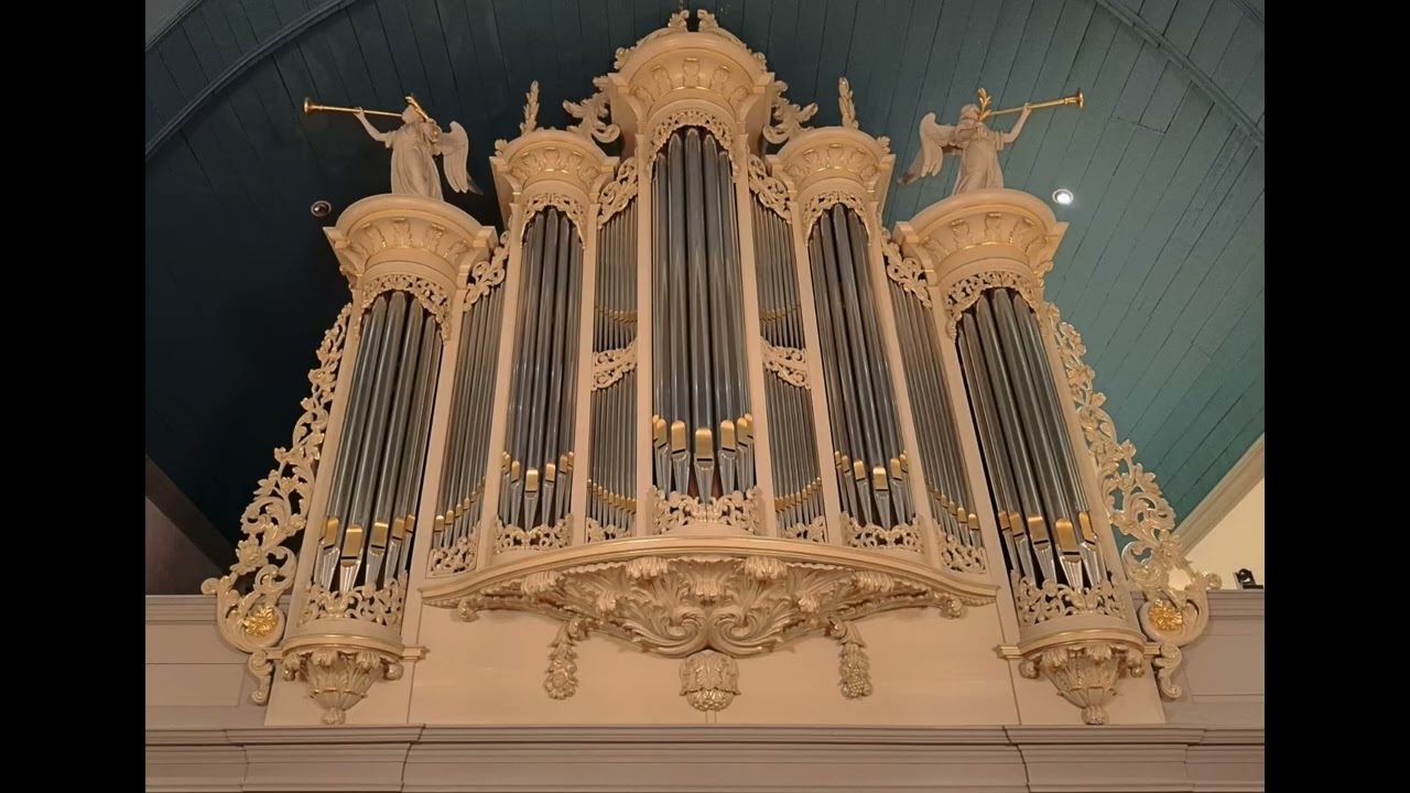 Lobe den Herren, den mächtigen König der Ehren (From Cantata B.W.V. no.137)  J.S. Bach .
