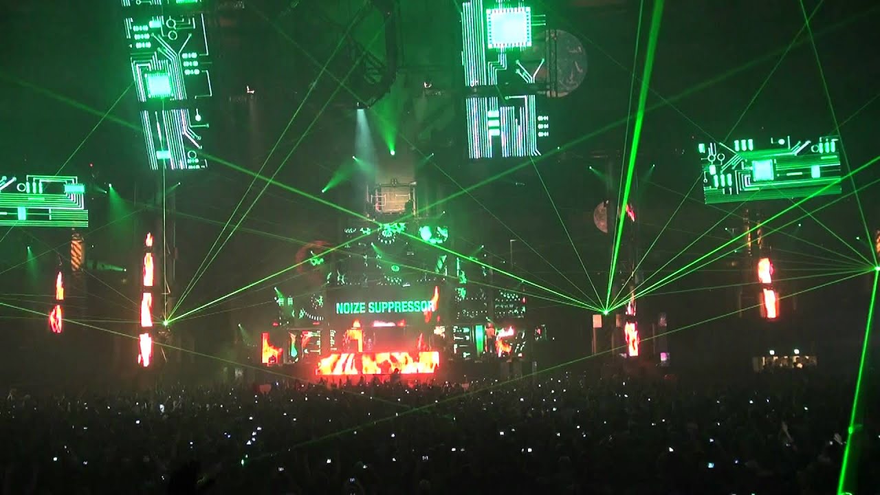 Syndicate 2012 @ Westfalenhallen, Dortmund - Masters of Hardcore - Noize Suppressor Live - Intro