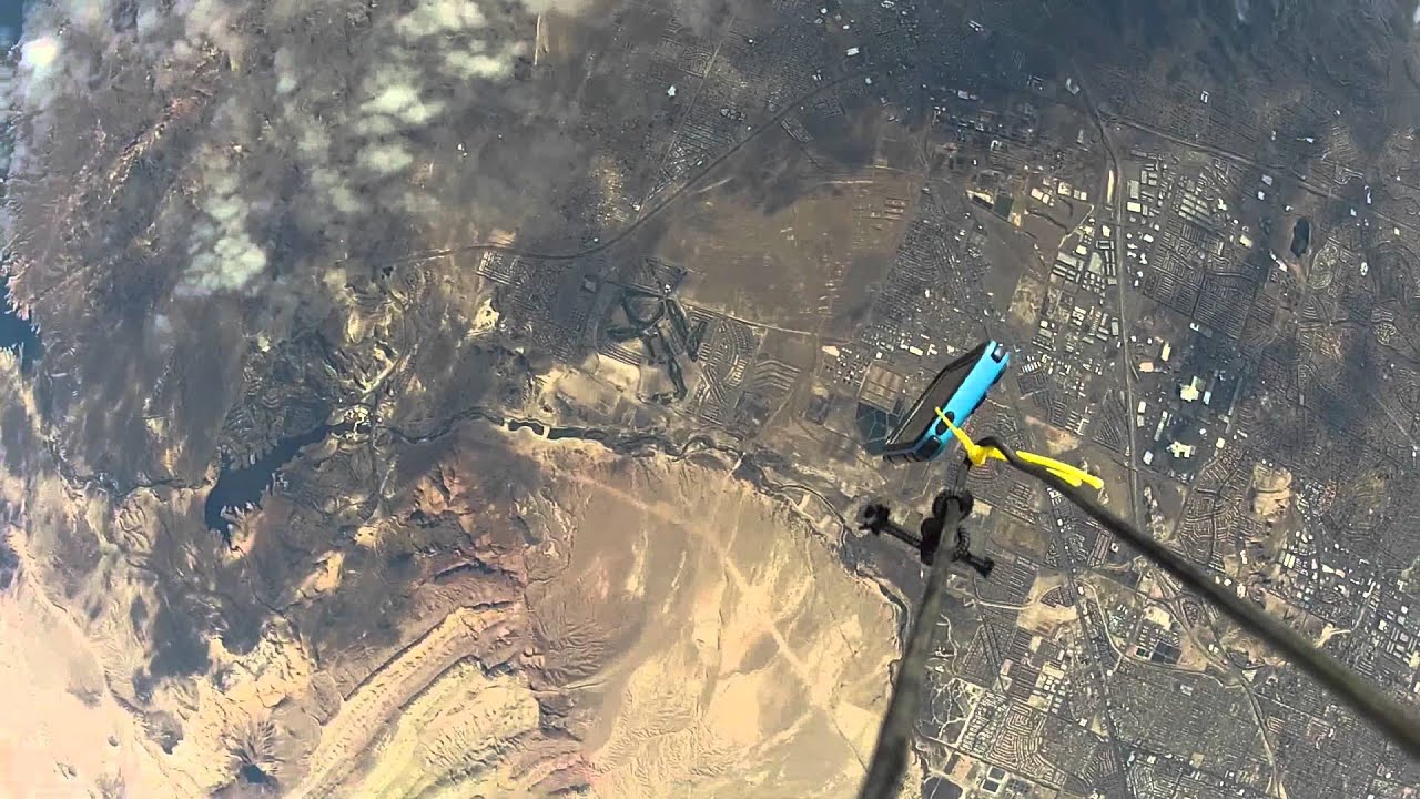 iPhone 5 Case Protects Device From 100,000 Foot Free Fall & Crash Landing
