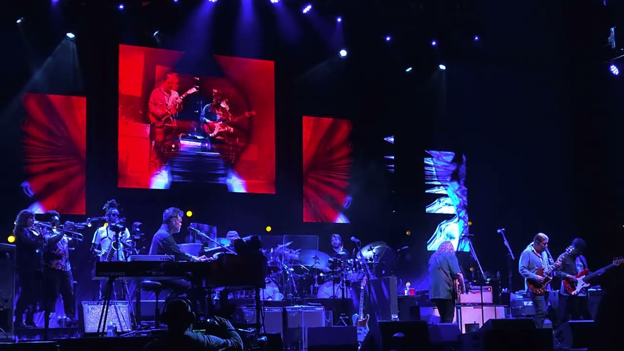 In Memory of Liz Reed [Allman Brothers] - Tedeschi Trucks Band & W Haynes 2025.09.09 Chicago