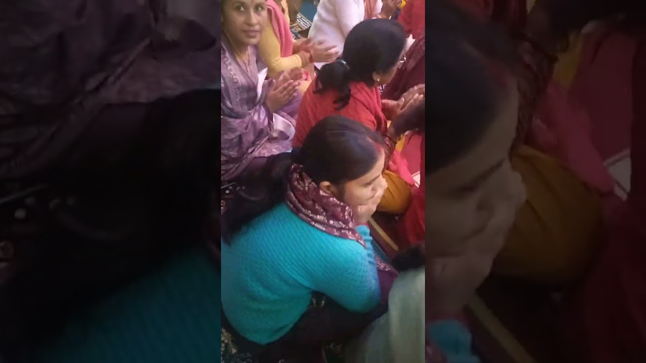 भांजे के बेटे के जन्म दिवस पर किरतन में 