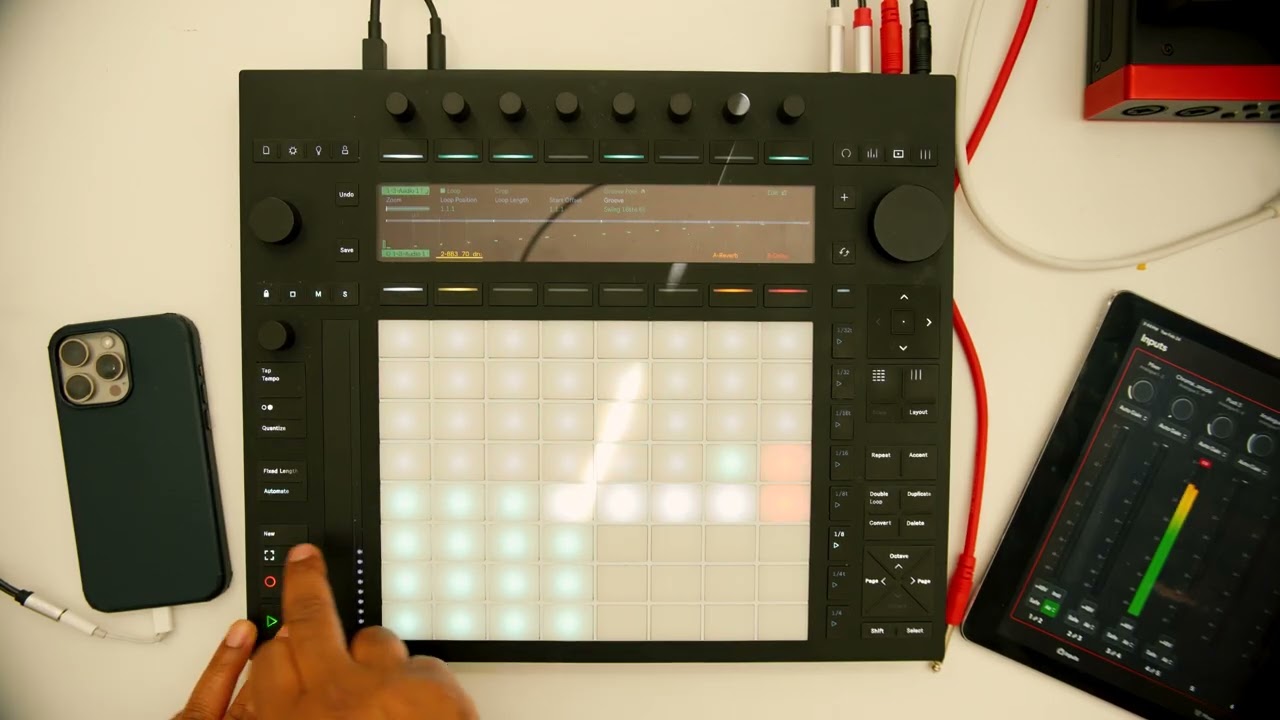 Chopping up a Sample and Making a Hip Hop Boom Bap Beat on the Ableton Push 3 in Standalone