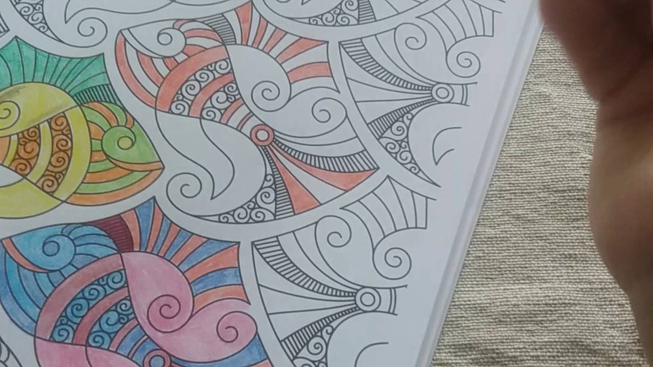 ASMR Finnish whispering ~ colouring. Part I