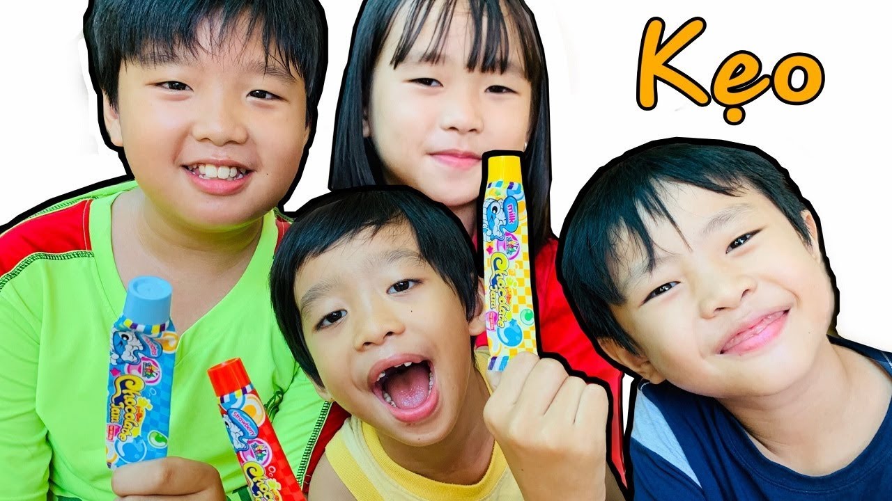 Stin Dâu Ăn Thử Kẹo Kem Đánh Răng Chocolate (^_^) Stin Dâu Sợ Trò Chơi Kẹo Thối