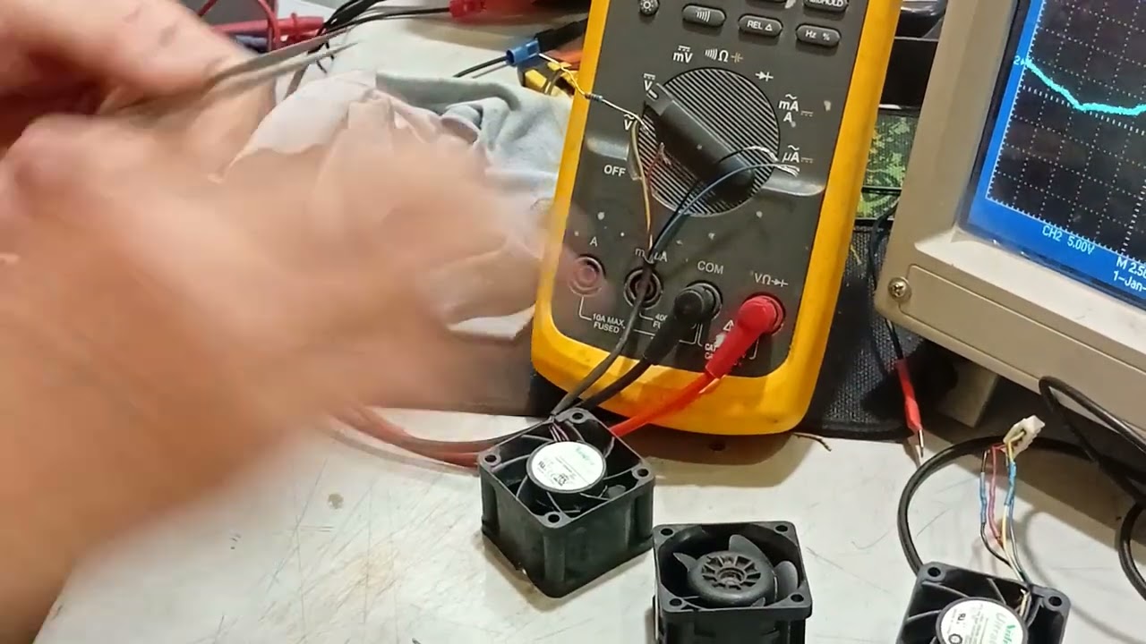 68 Quạt thông gió 3 dây và 4 dây có gì khác nhau?