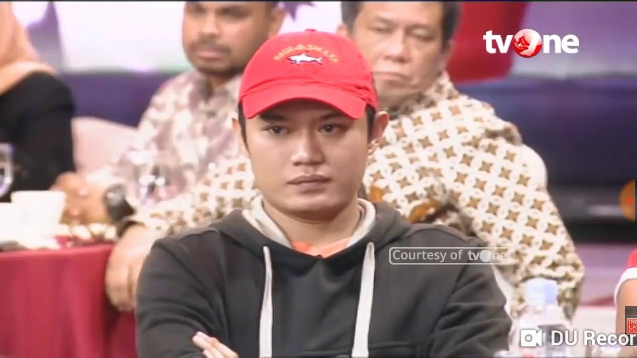 DIALOG PEMIMPIN JAKMANIA & PEMIMPIN BOBOTOH
