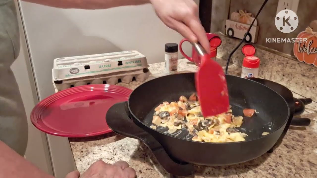 Let's make some early morning breakfast ! 