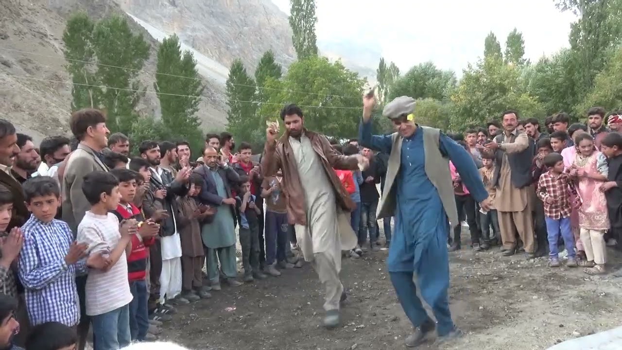 Nasir with his Bro Hayat Yasin local Dance | Gilgiti Traditional Wedding Dance | 