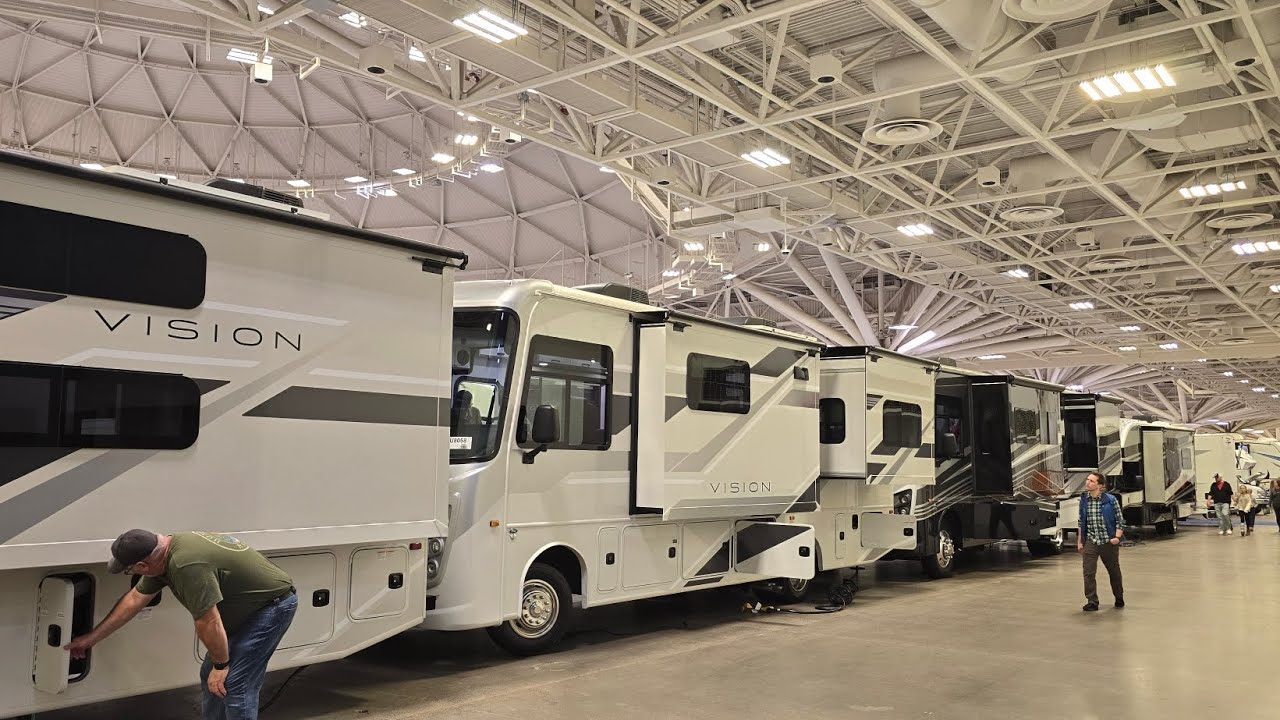 Главное шоу о домах на колесах от Camping World.