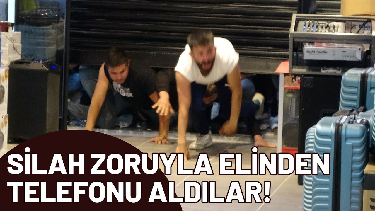 A&ccedil;ılışa &ouml;zel fiyatlarla &uuml;r&uuml;n satan mağazada izdiham