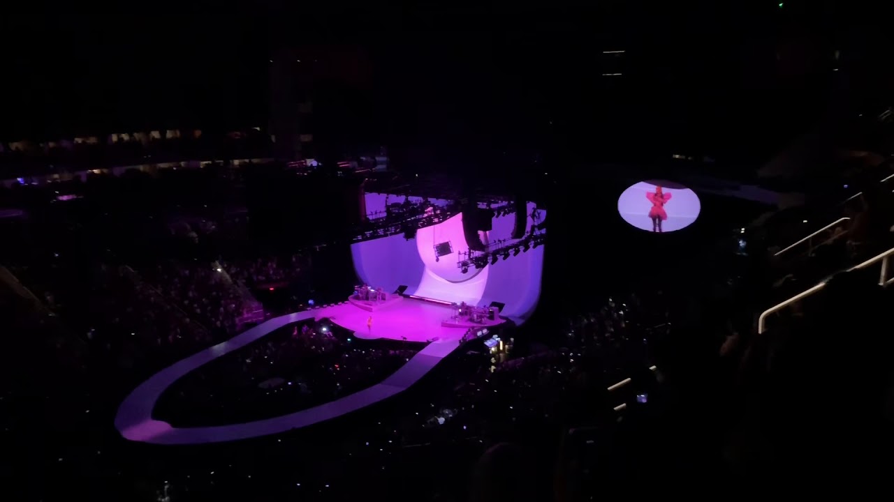 Ariana Grande Houston, Tx May 19, 2019 Sweetner/ThankUNext Tour