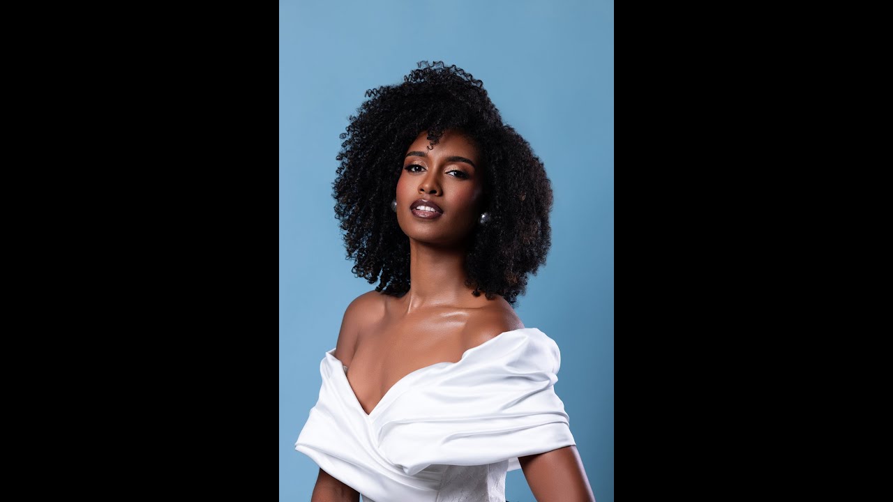 MARTINIQUE - Aurélie JOACHIM - Contestant Introduction (72nd Miss World)
