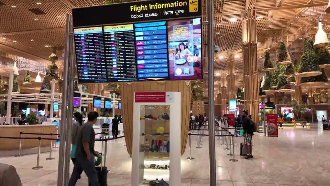 Exploring Bangalore Airport Terminal 2, Green Design, Lounges & LH765 to Munich
