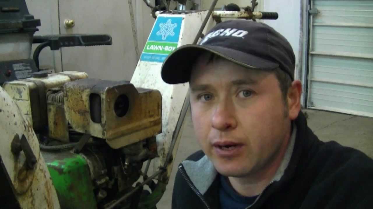 Как очистить старый карбюратор Briggs & Stratton мощностью 8 л.с. — видео