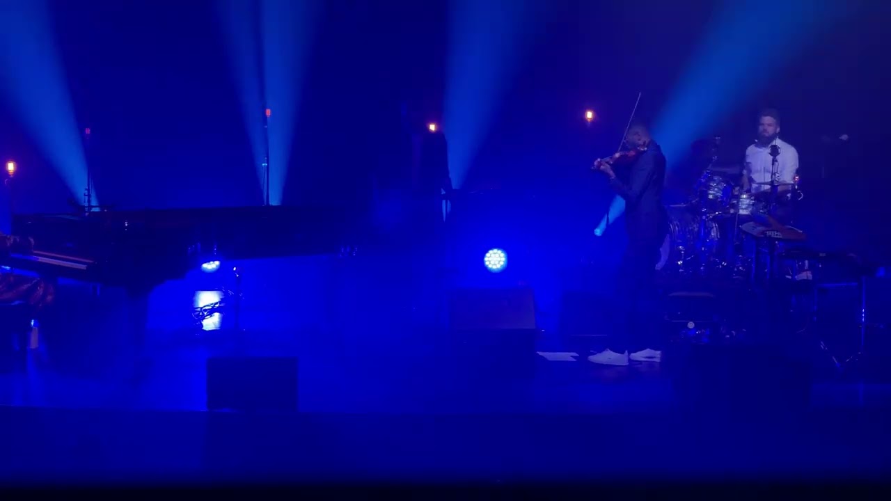 Chilly Gonzales - Advantage Points (2025.10.18. Live in Liège) 