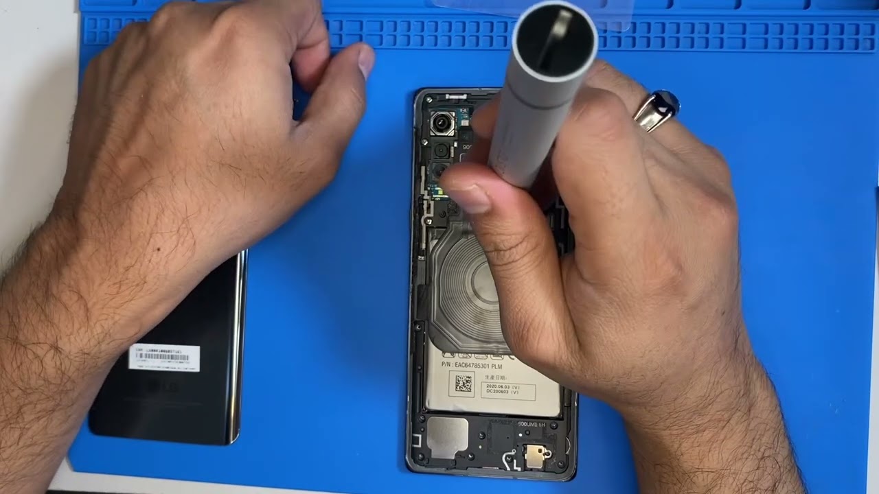 How to open LG Velvet