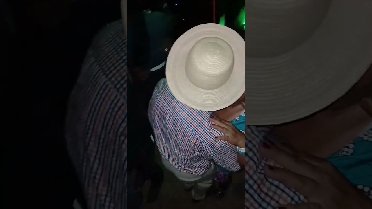 Fiesta de Cecilia jiménez y moises garcia 
