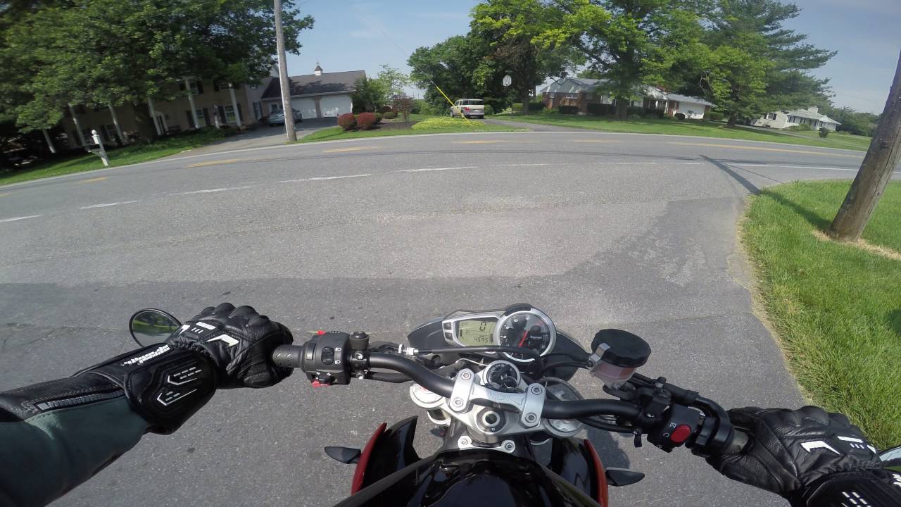 Watch this before you buy a Triumph Street Tripple R