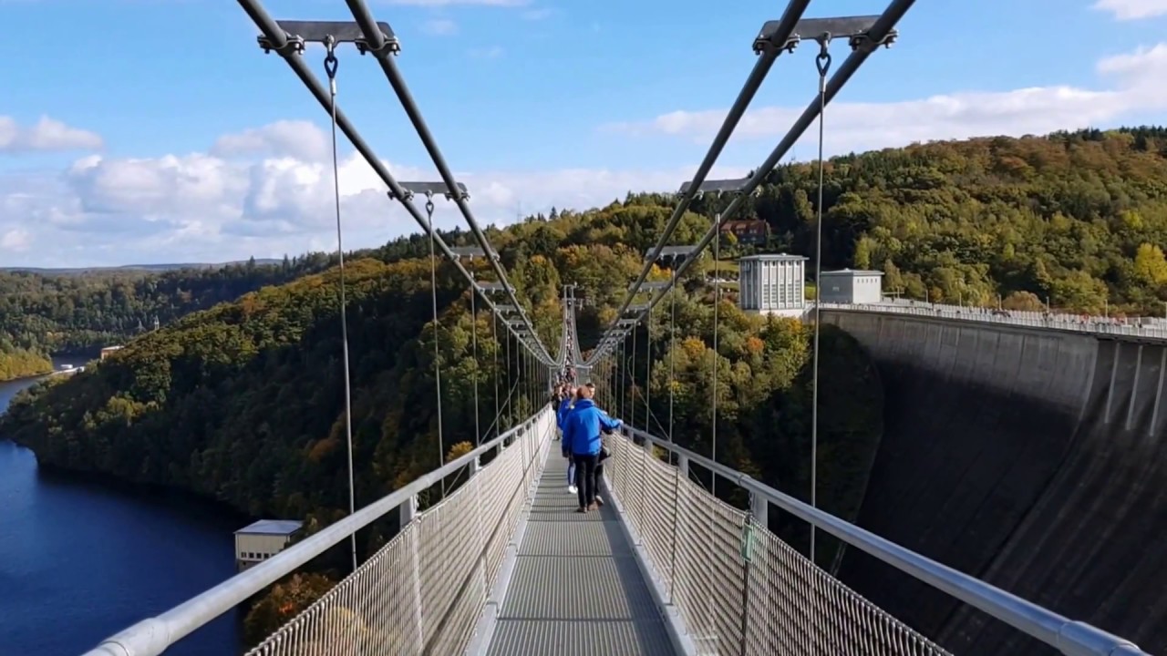 Titan RT - Fußgängerhängebrücke im Harz (HD)
