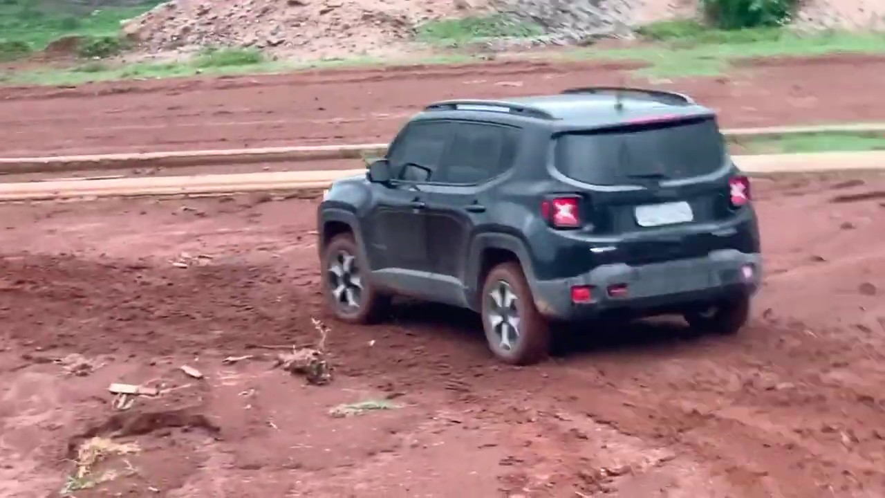 Jeep Renegade TH 2019 e GALLOPER 98 no barro leve!