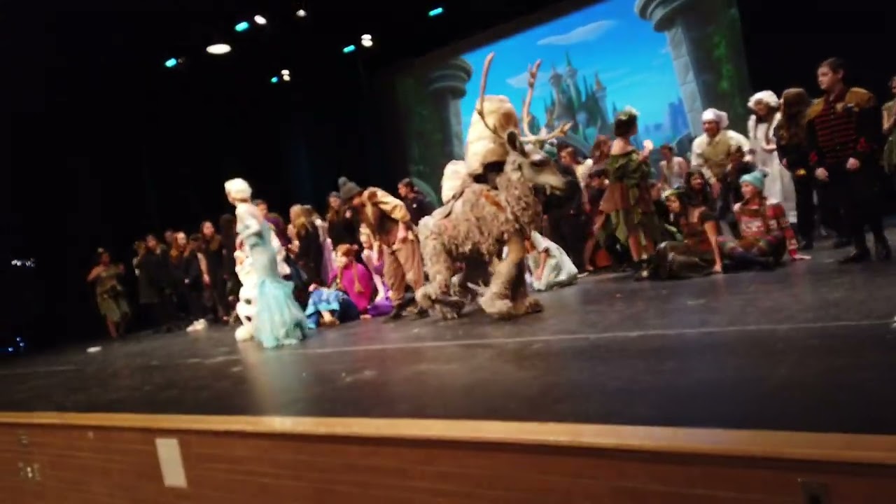 Frozen Jr show - Galvin Middle School 5/6