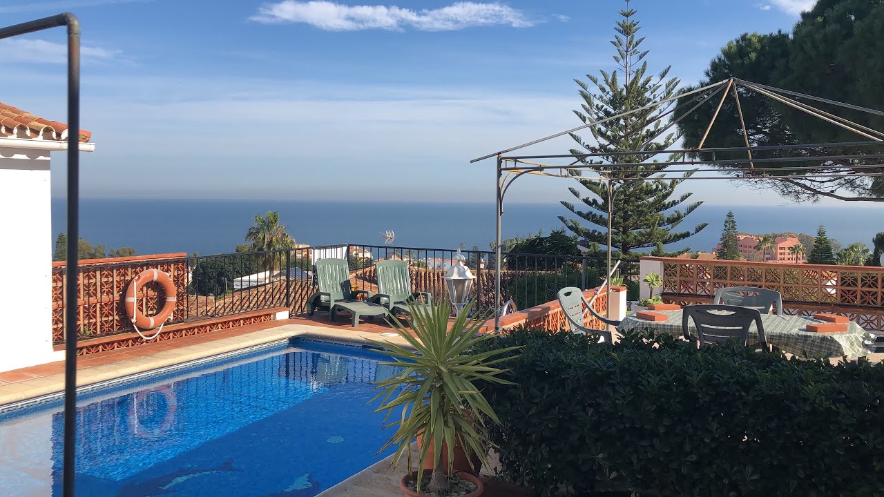 Villa for sale Hacienda Guadalupe, La Duquesa panoramic sea views