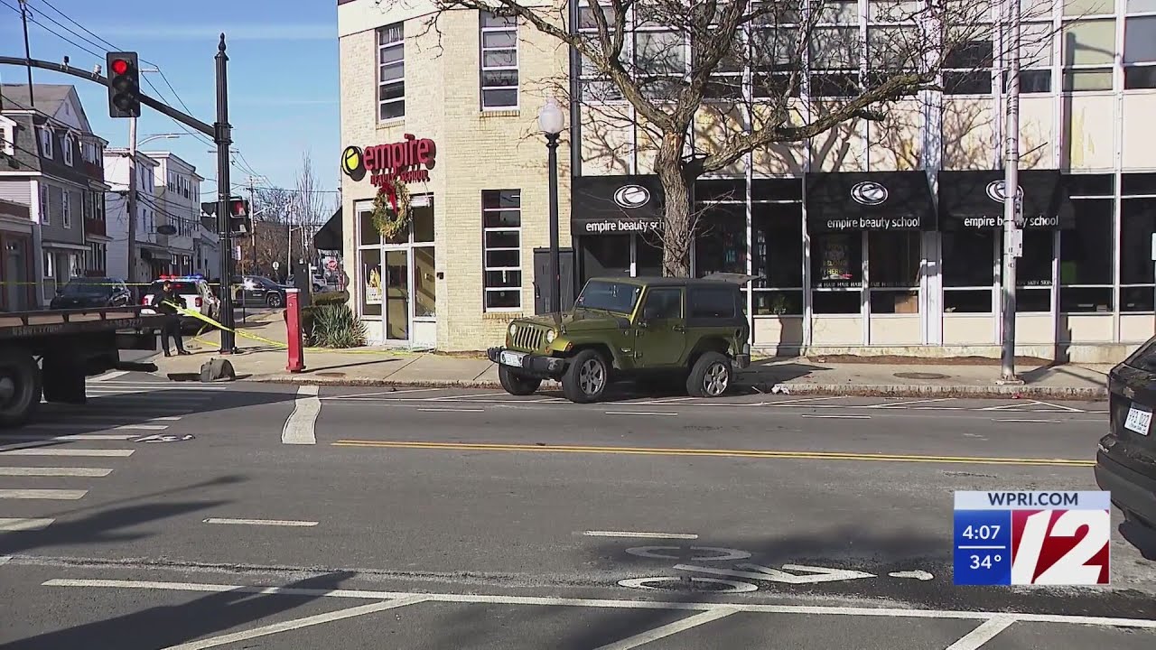 Multiple people injured in Providence high speed chase