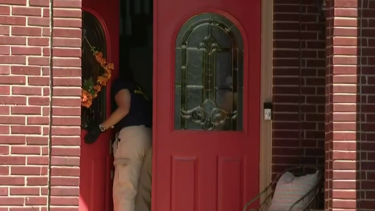 FBI raids Canton Township home of UAW president
