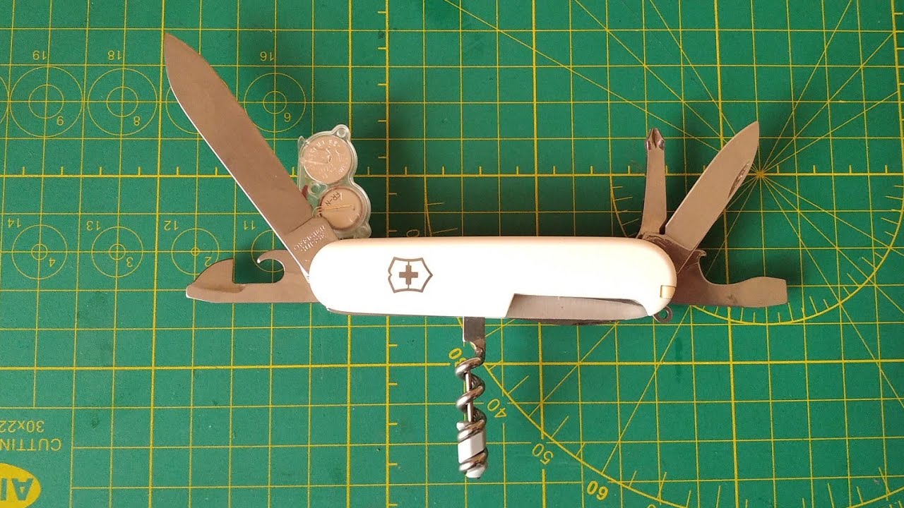 Victorinox Spartan Lite. Первый Викс с фонариком в моей жизни. Пару слов о его модификации.