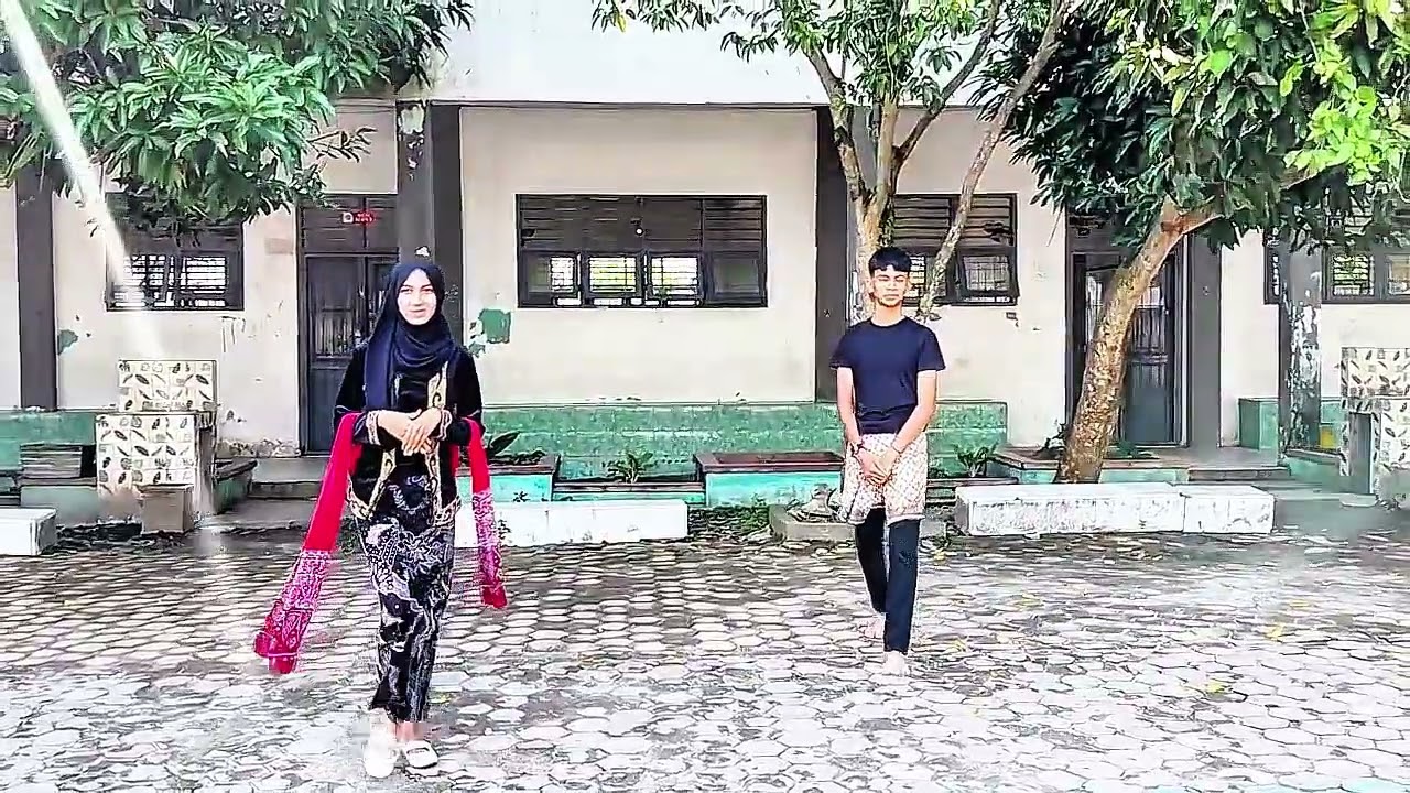 Tugas Membuat Drama singkat Sejarah Kerajaan prambanan Kisah cinta Roro Jonggrang