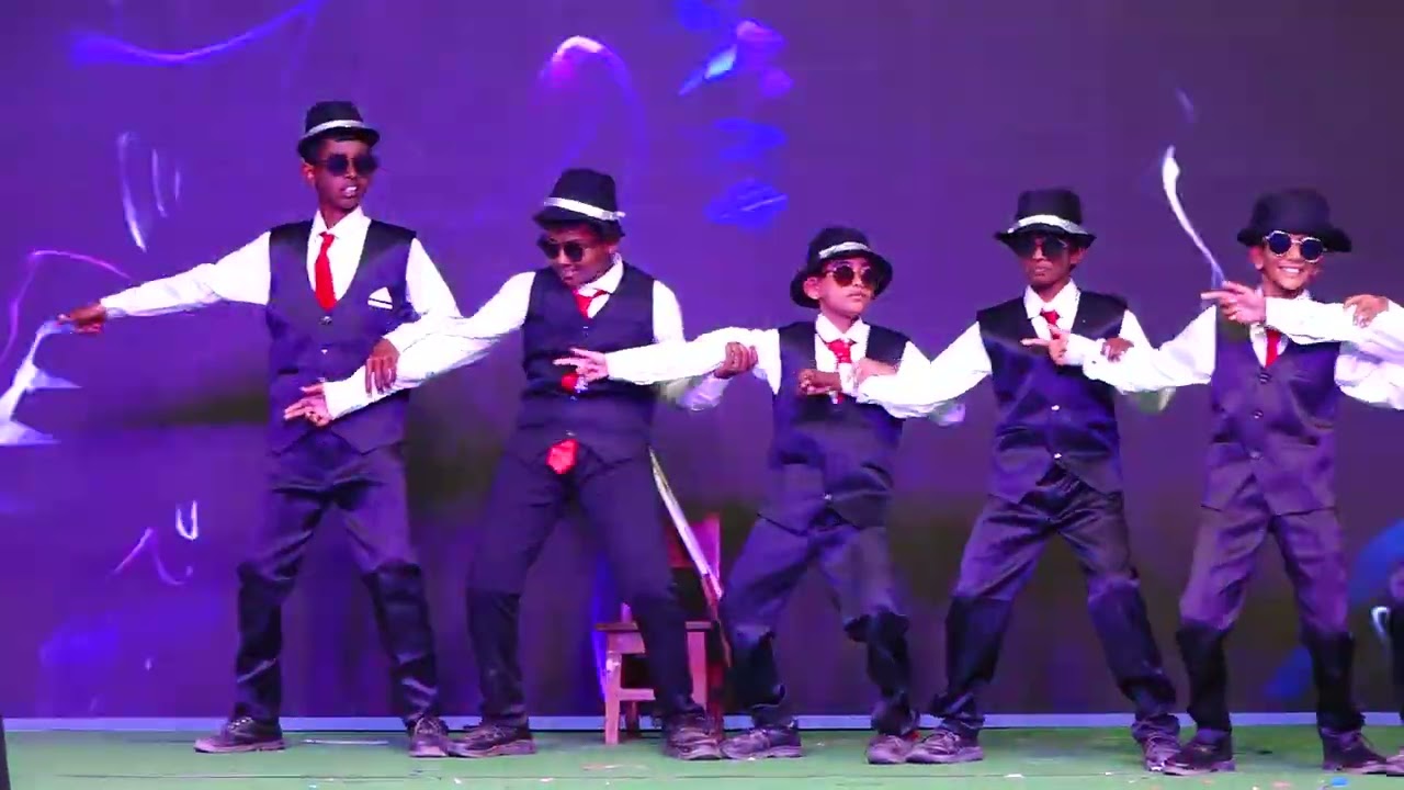 MICHAEL JACKSON DANCE