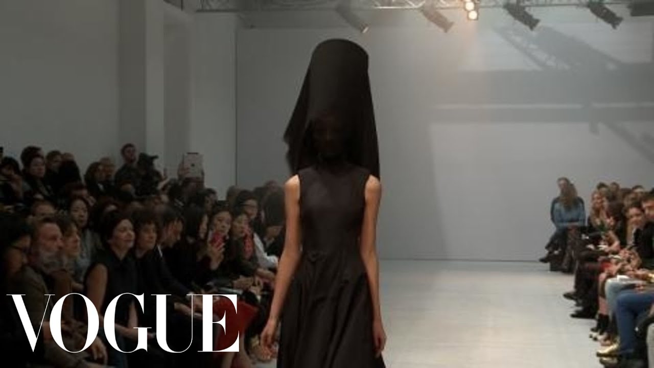 Fashion Show - Gareth Pugh: Spring 2013 Ready-to-Wear