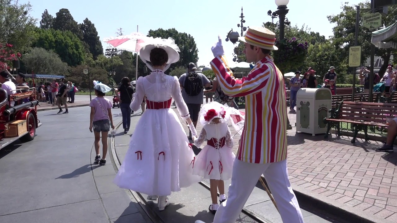 Little Mary Poppins tours Disneyland Anaheim with the real Mary Poppins and Bert