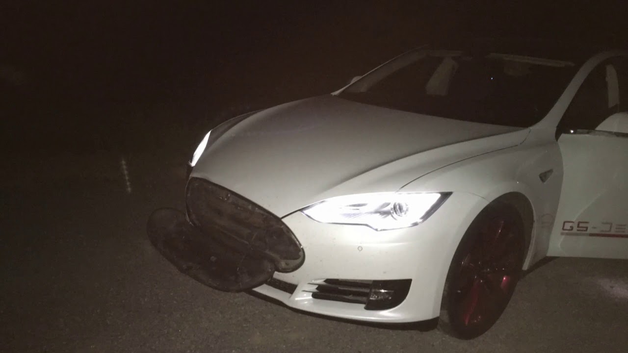 Wildunfall mit unserem Tesla Model S P85 am 06.05.2018
