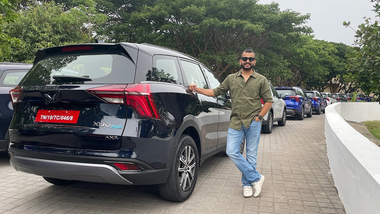 2021 Mahindra XUV700 AX7 - Exterior Design Highlights (Hindi + English)