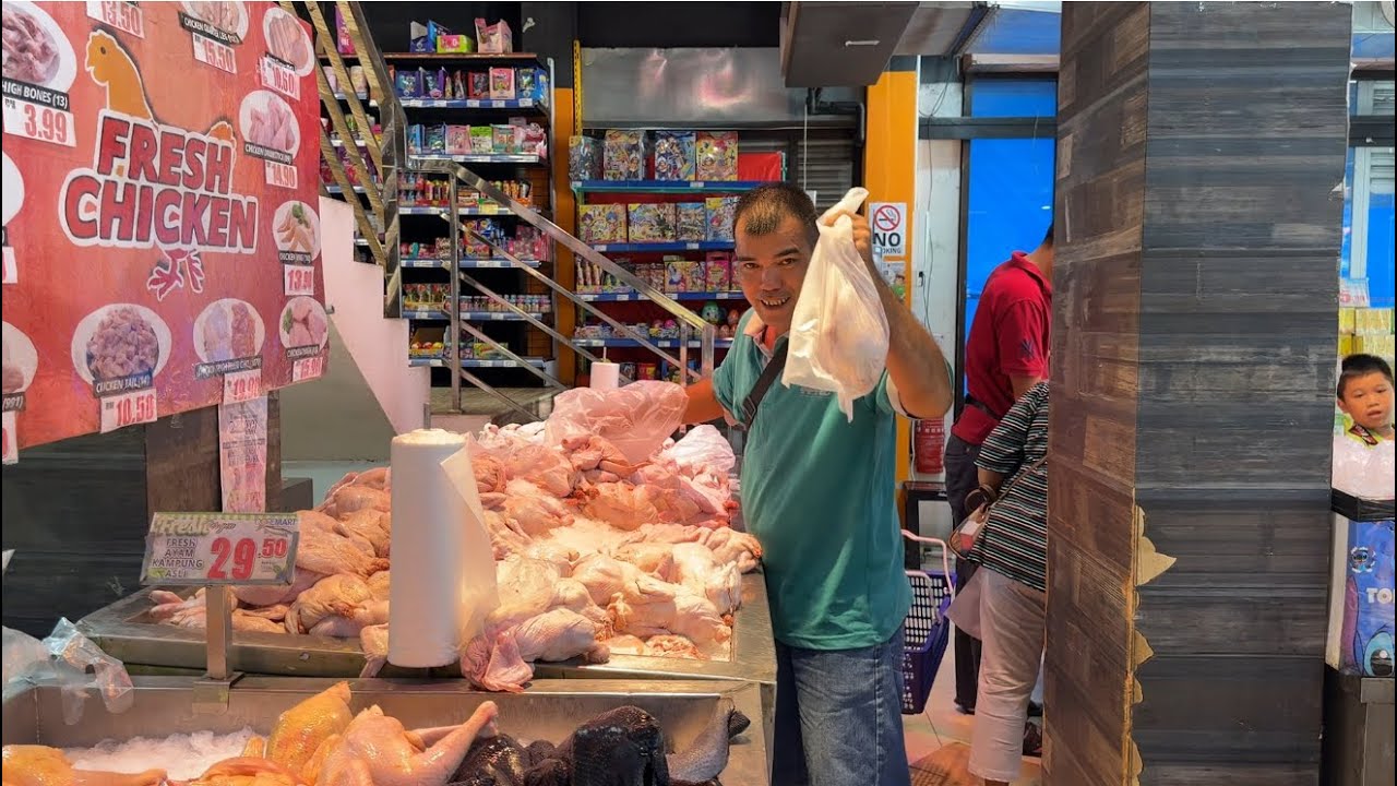 Ungak and The Geng Shopping Groceries 