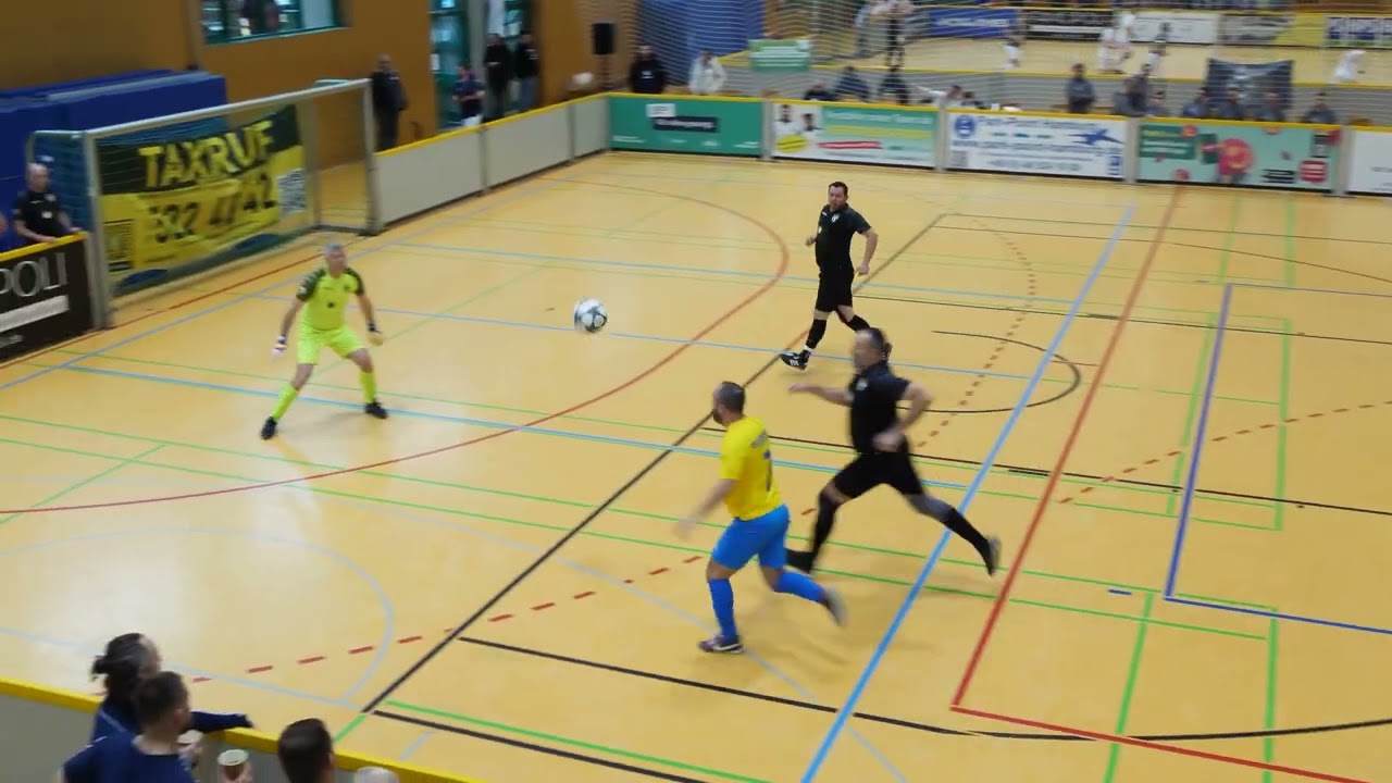Köpi-Cup 2026 - Ü32 Fußball Hallenmeisterschaft: FC Brigachtal - HSV Barmbek-Uhlenhorst