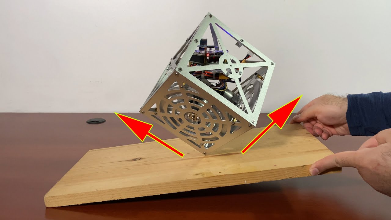 Single-point self balancing cube inspired by Cubli 🔶 Gadgetify