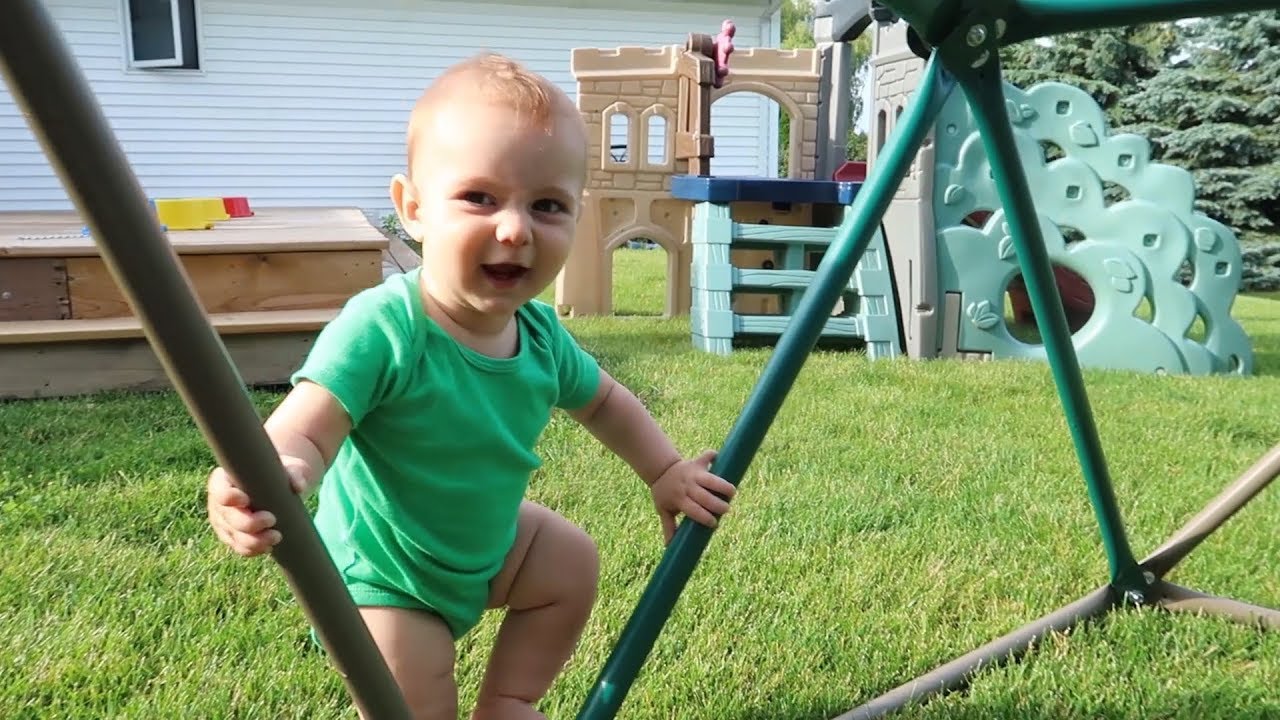 DESENVOLVIMENTO DO BEBÊ DE 6 a 9 MESES - O QUE O BEBÊ JÁ FAZ - FLAVIA CALINA