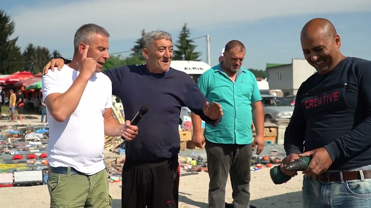 PET MARAKA POLOVNA NOVA DEST LUDNICA NA PIJACI U VITEZU