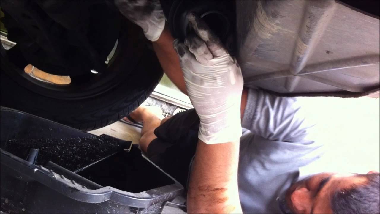 How to change power steering fluid on a BMW E36