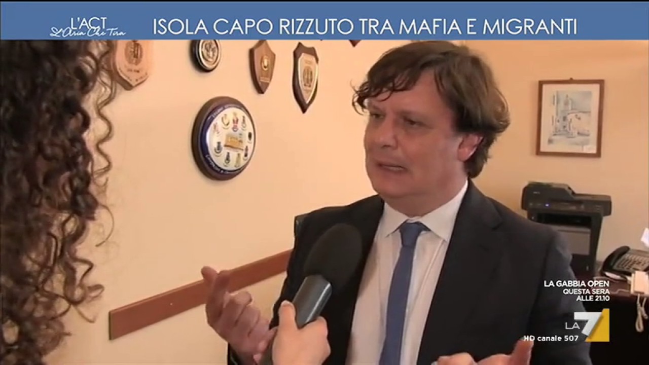 Isola Capo Rizzuto tra mafia e migranti