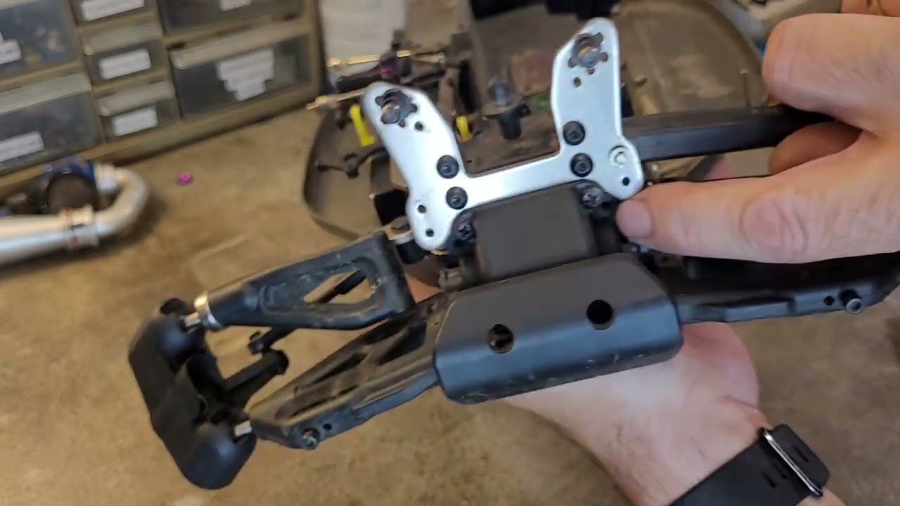 The most important upgrade for the Hyper 7 Nitro buggy is the front shock tower here's why