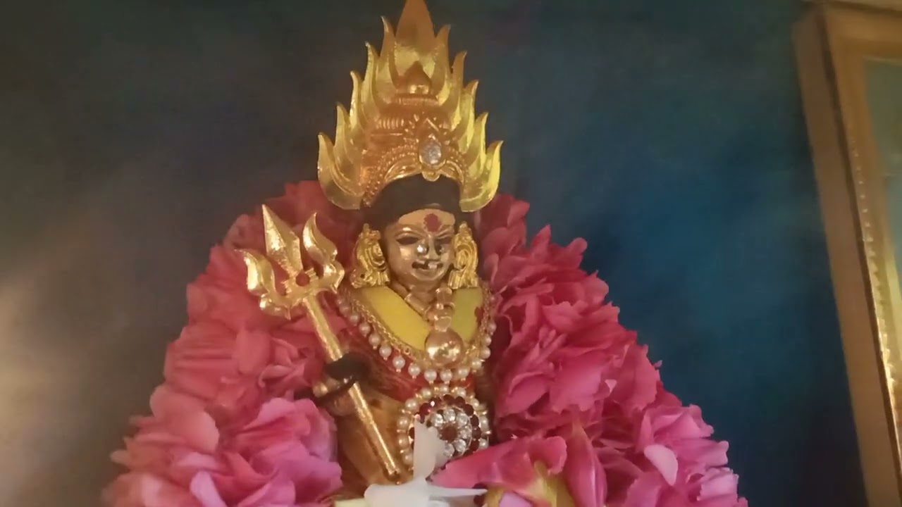 அன்னை மீனாட்சி .... பொன் மகளே தேவியம்மா...