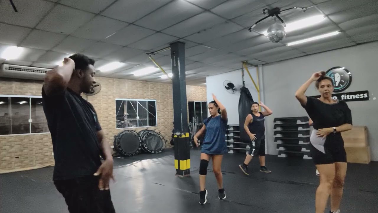 Me usa - fitdance 