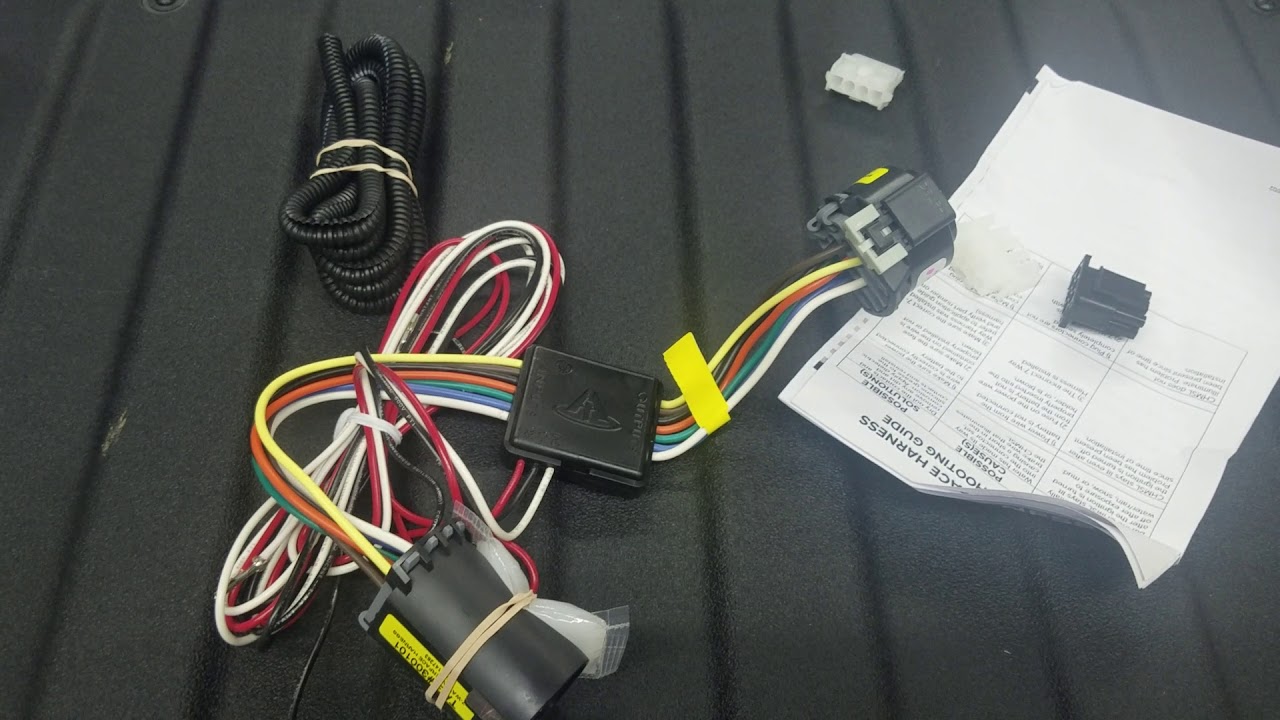 Leer plug-in harness for installing third brake light on truck cap topper. No splicing T harness.