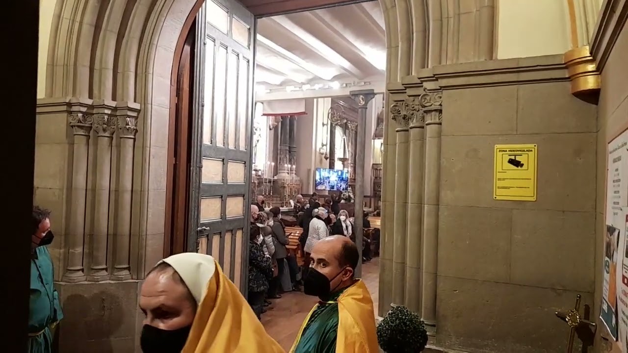 Difícil salida de La Dolorosa Pamplona 8 de abril de 2022