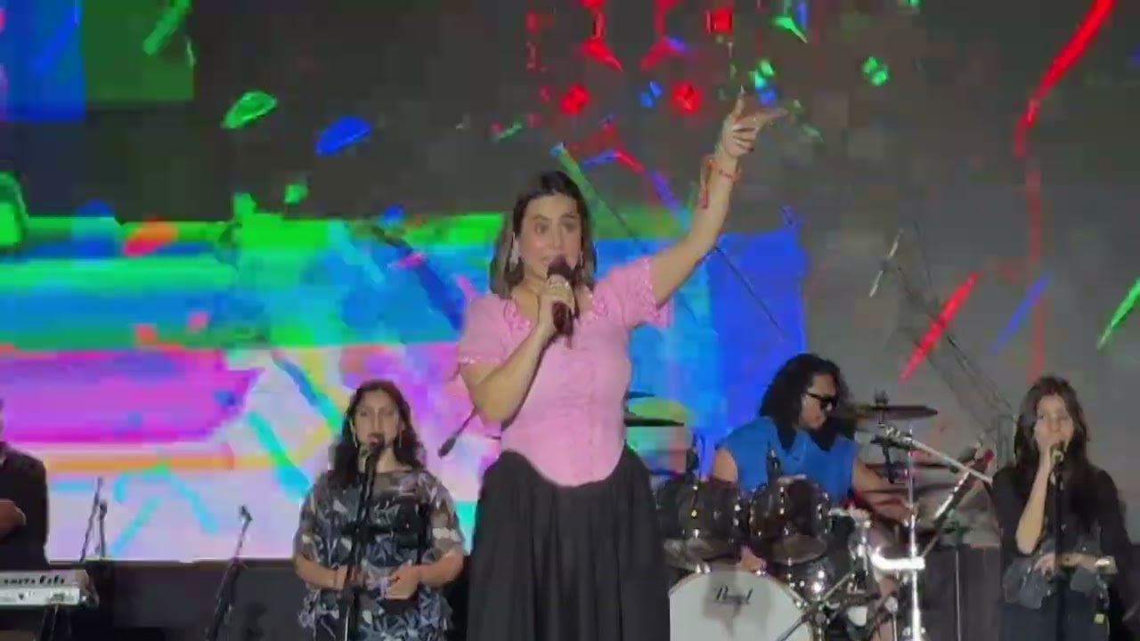 Taare Gin Gin || Sunanda Sharma Live Performance || Swami Vivekanand Subharti University 