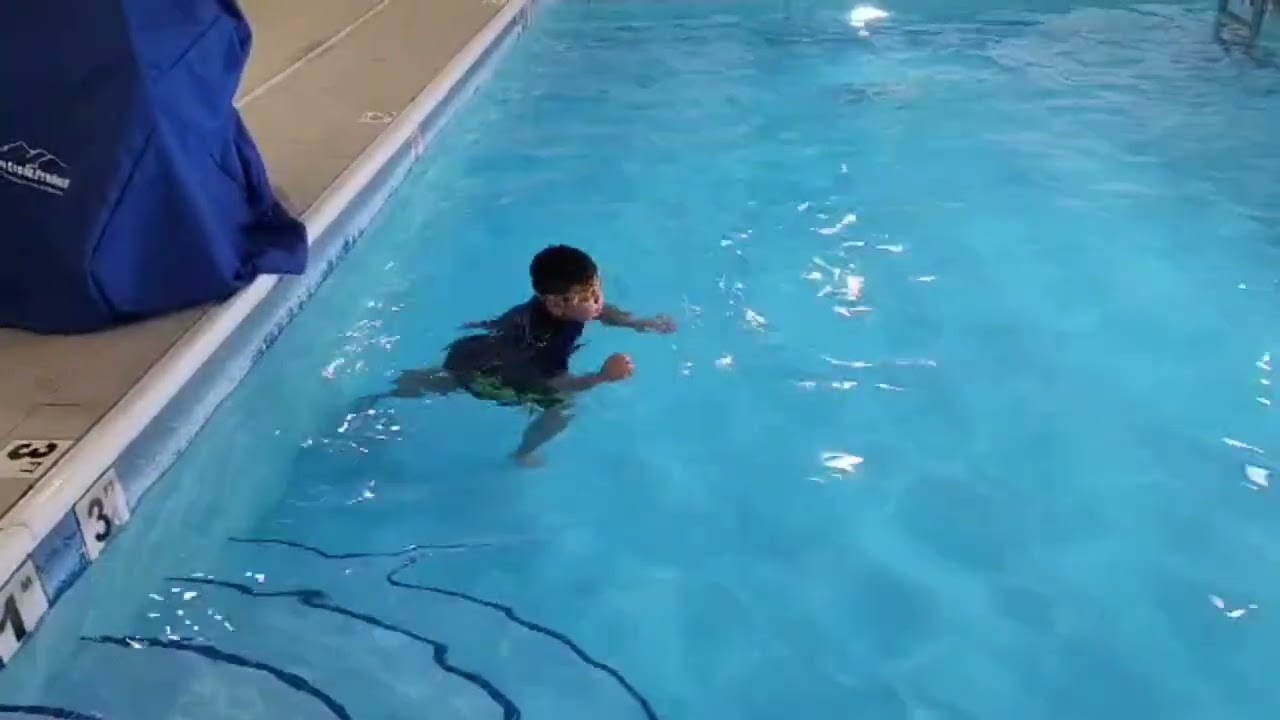 Holliday inn Express  , Vernon Hills  tristan swimming MLK Long weekend 2026